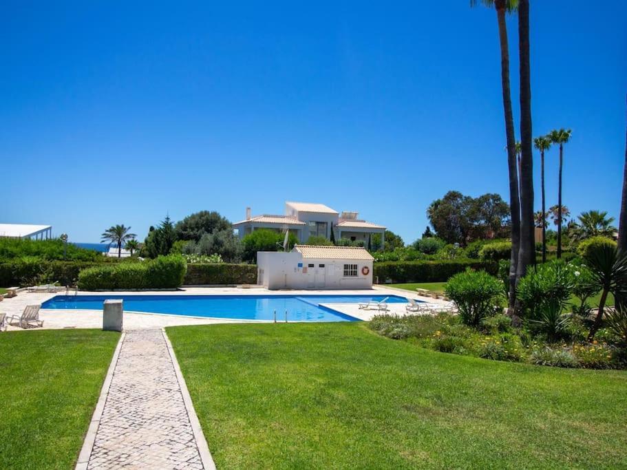 Dunas Salgados House - Sea View & Garage & Bbq & Salgados Beach Албуфейра Екстериор снимка